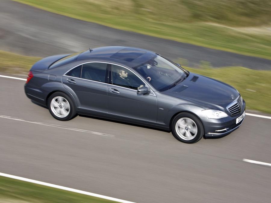  Mercedes-Benz S350 CDI 2009 года  (UK) (фото 6 из 17)